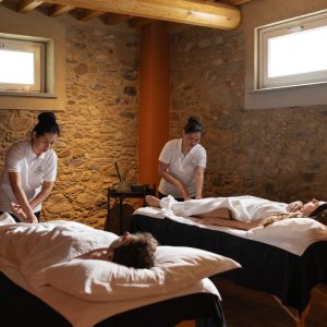 Masseur at your Tuscan villa